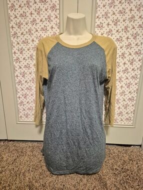 LuLaRoe Blue Heather Body with Mustard Raglan Sleeves 3/4 Sleeve Tee Size M